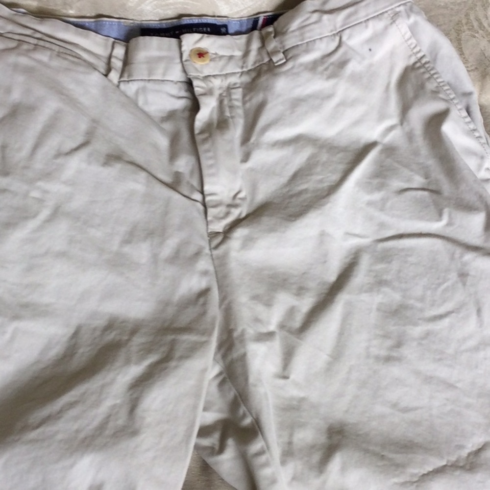 Tommy Hilfiger Off-White Flat Front Shorts